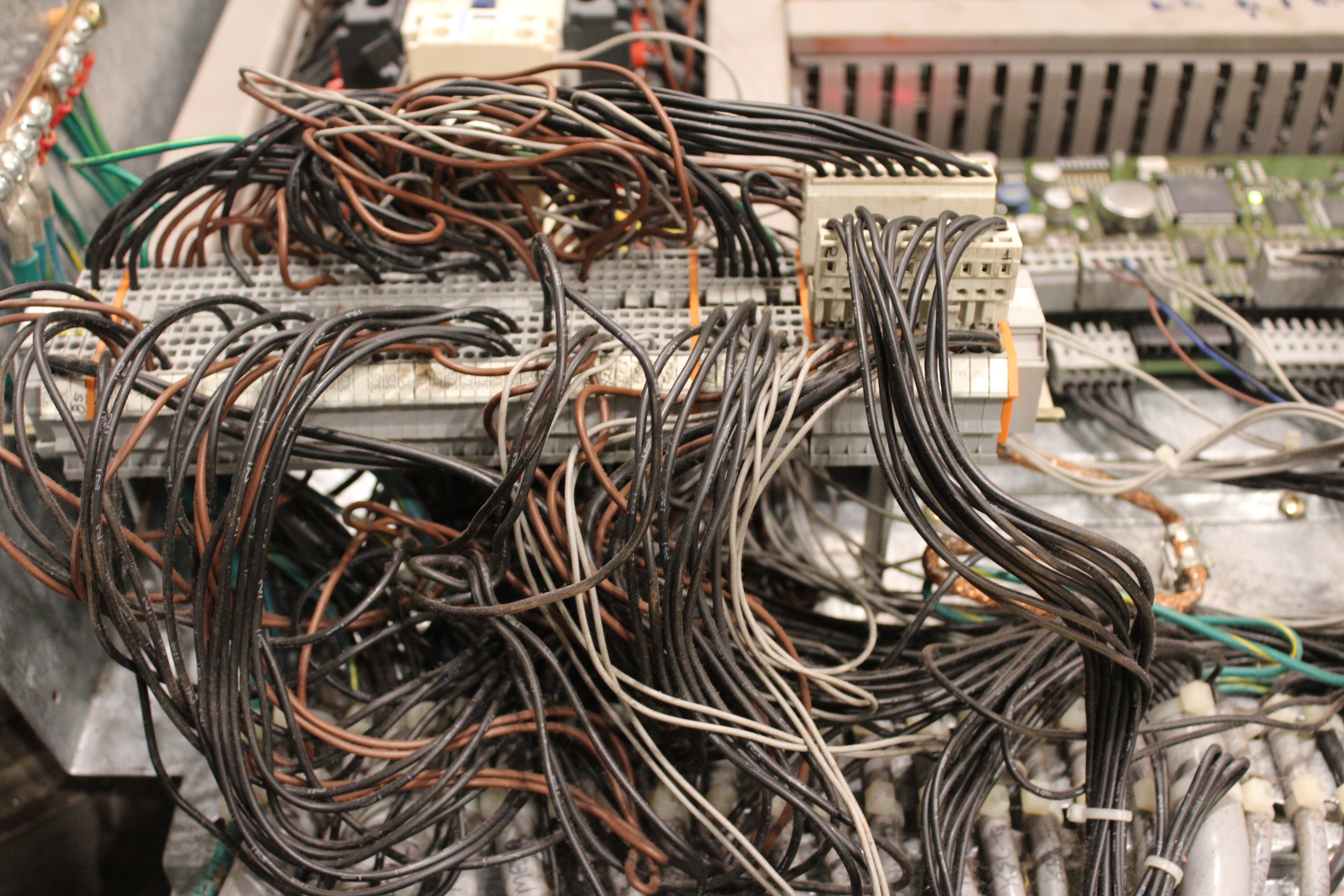 Interior Armário de Comando